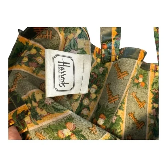 Harrods Vintage PVC Coated Tote Bag - Picture 5 of 11